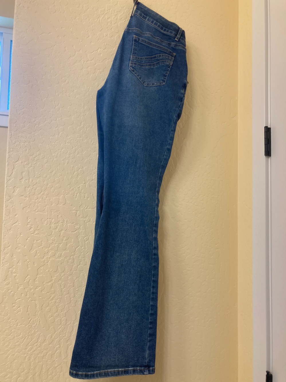 High-Rise Elastic Waist Blue Front Seam Flare Jeans - Picture 4 of 4